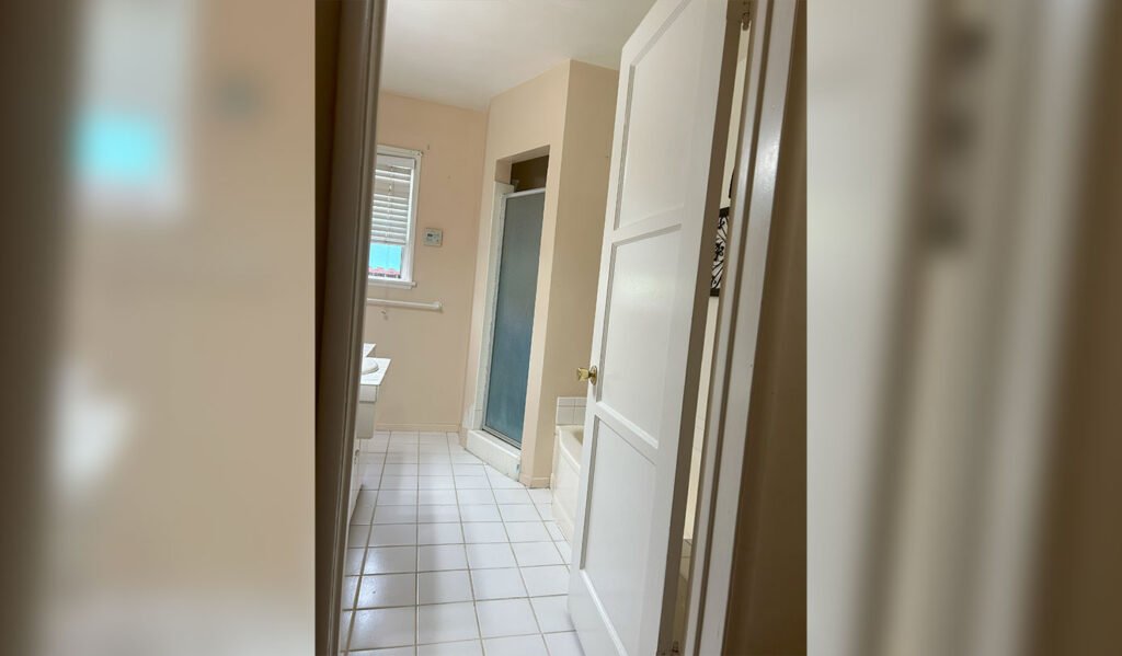 16624-Kelsloan-St,-Van-Nuys,-CA-91406-10