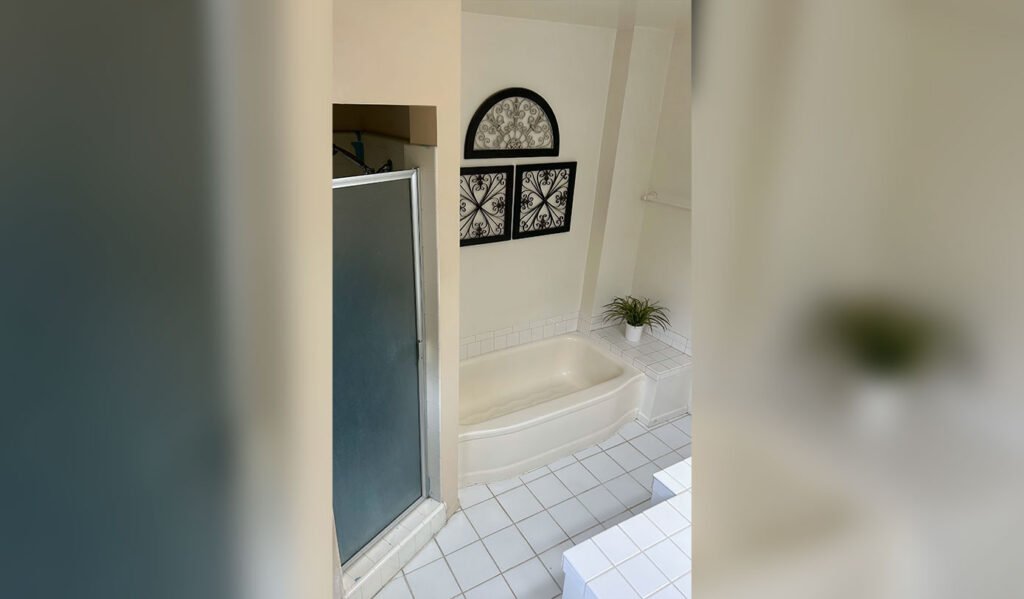 16624-Kelsloan-St,-Van-Nuys,-CA-91406-13